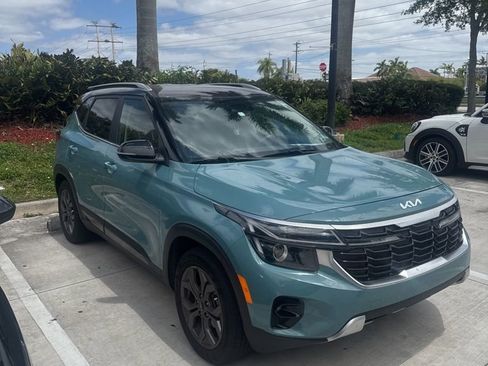 Used 2024 Kia Seltos S image 2