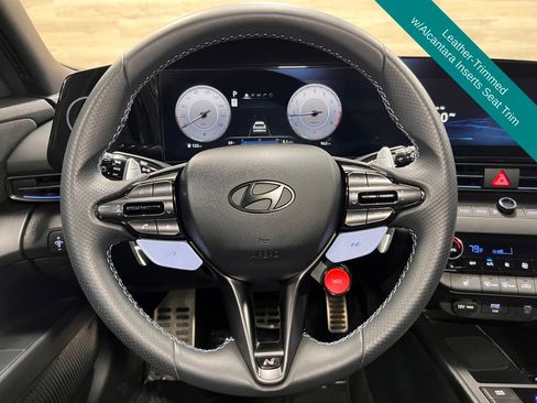 Used 2024 Hyundai Elantra N Base image 9
