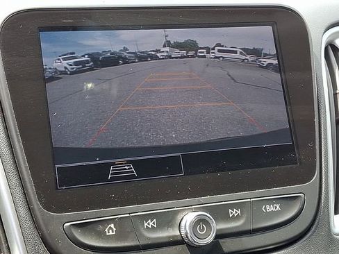 Used 2022 Chevrolet Malibu LT w/ Leather Package FWD image 14