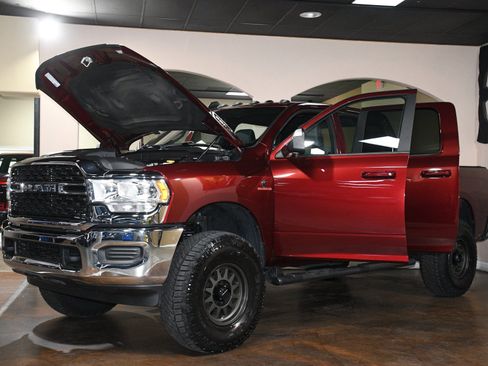 Used 2022 RAM 2500 Big Horn AWD/4WD image 90