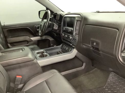 Used 2017 Chevrolet Silverado 1500 LTZ Z71 w/ LTZ Plus Package AWD/4WD image 32