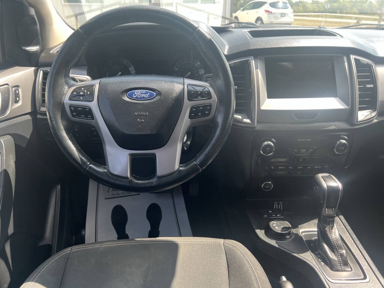 Used 2019 Ford Ranger XLT w/ Equipment Group 301A Mid AWD/4WD image 9