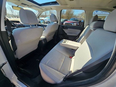 Used 2017 Subaru Forester 2.5i Premium w/ All-Weather Package image 42