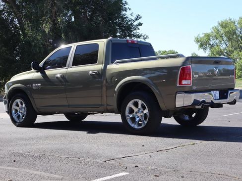 Used 2015 RAM 1500 Laramie w/ Convenience Group AWD/4WD image 7