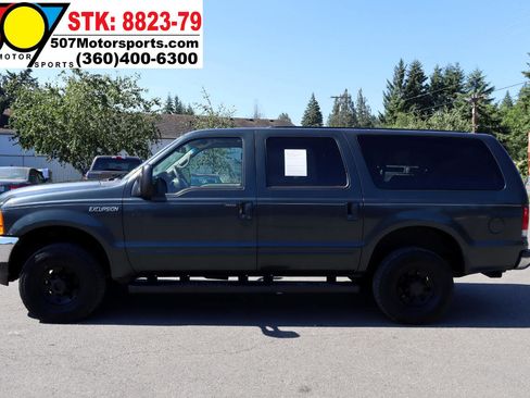 Used 2000 Ford Excursion XLT image 4