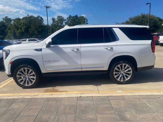 Used 2022 GMC Yukon Denali w/ Denali Premium Package RWD image 10
