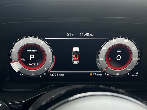 Used 2023 Nissan Pathfinder Platinum image 29