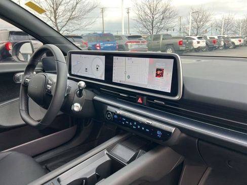 Used 2024 Hyundai Ioniq 6 SEL image 31