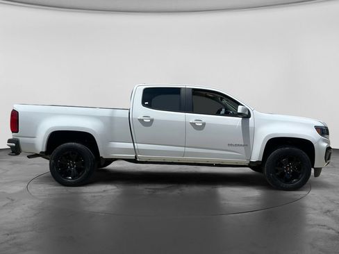 Used 2022 Chevrolet Colorado LT w/ LT Convenience Package AWD/4WD image 9
