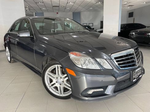 Used 2010 Mercedes-Benz E 350 E 350 Luxury 4MATIC AWD 4dr Se image 1