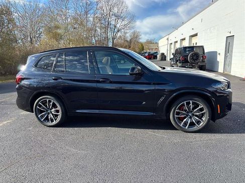 Used 2024 BMW X3 M40i w/ Premium Package image 2