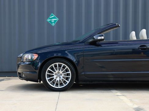 Used 2008 Volvo C70 T5 FWD image 25