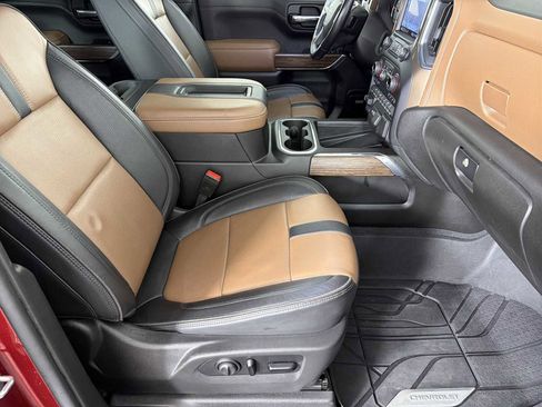 Used 2021 Chevrolet Silverado 1500 High Country w/ LPO, Dark Essentials Package image 12