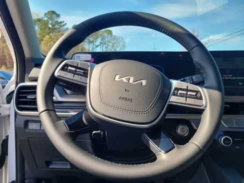New 2025 Kia Telluride LX image 21