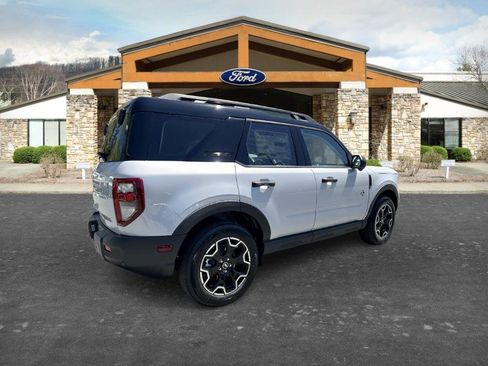 New 2026 Ford Bronco Sport Outer Banks AWD/4WD image 5