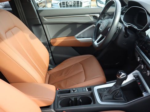 Used 2023 Audi Q3 2.0T Premium w/ Convenience Package image 13