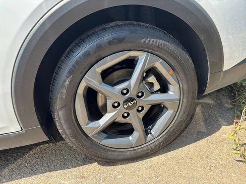 Used 2026 Kia K4 FWD image 29