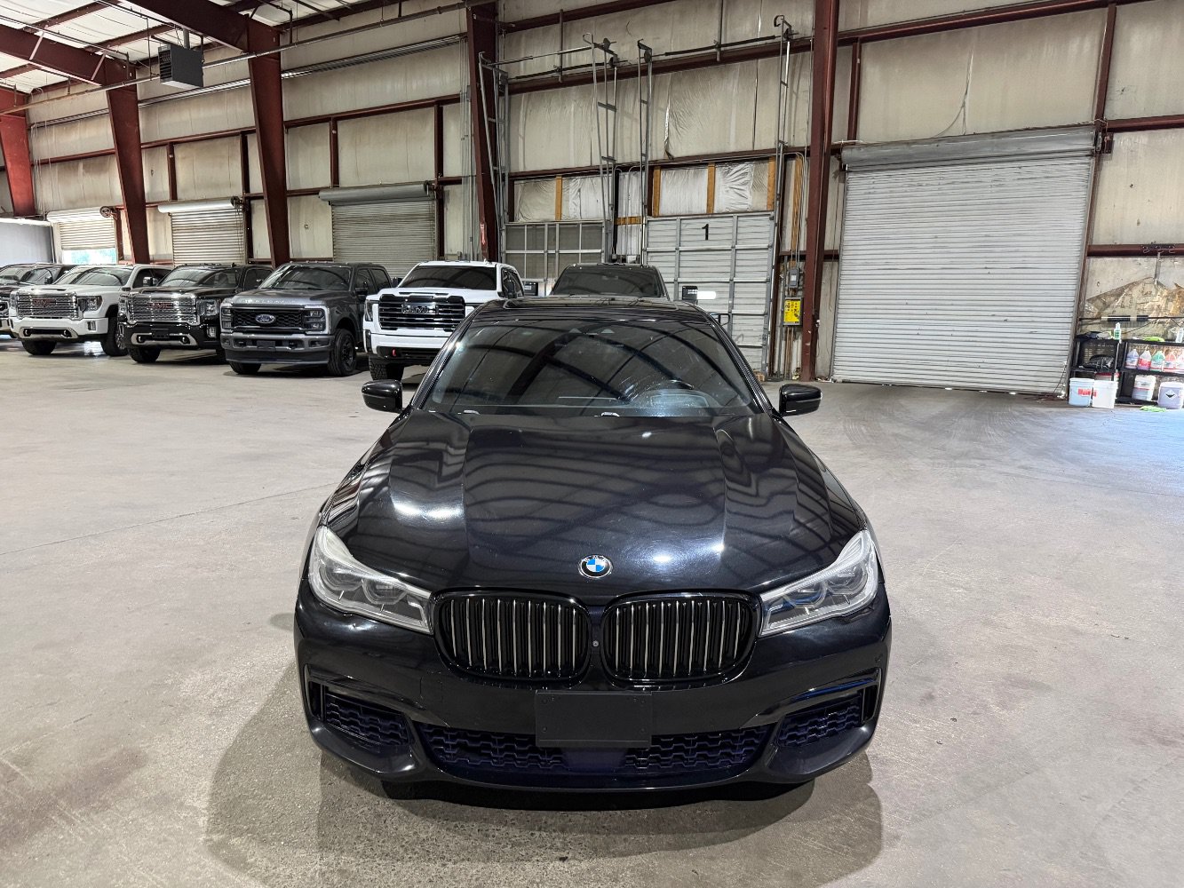 Used 2016 BMW 750i xDrive AWD/4WD image 10