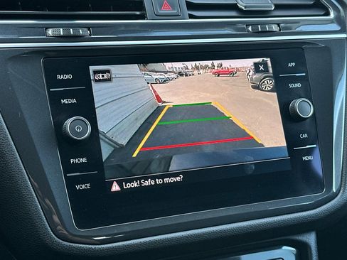 Used 2023 Volkswagen Tiguan SE FWD image 20