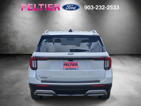 New 2026 Ford Explorer Platinum RWD image 4