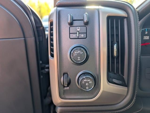 Used 2017 GMC Sierra 1500 Denali w/ Denali Ultimate Package AWD/4WD image 20