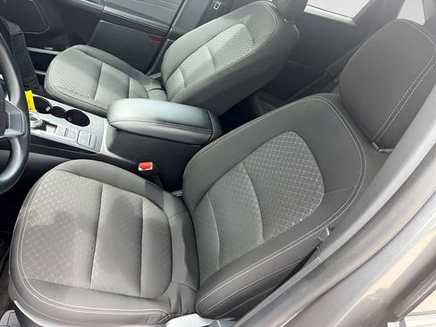 Used 2025 Ford Escape Active FWD image 18