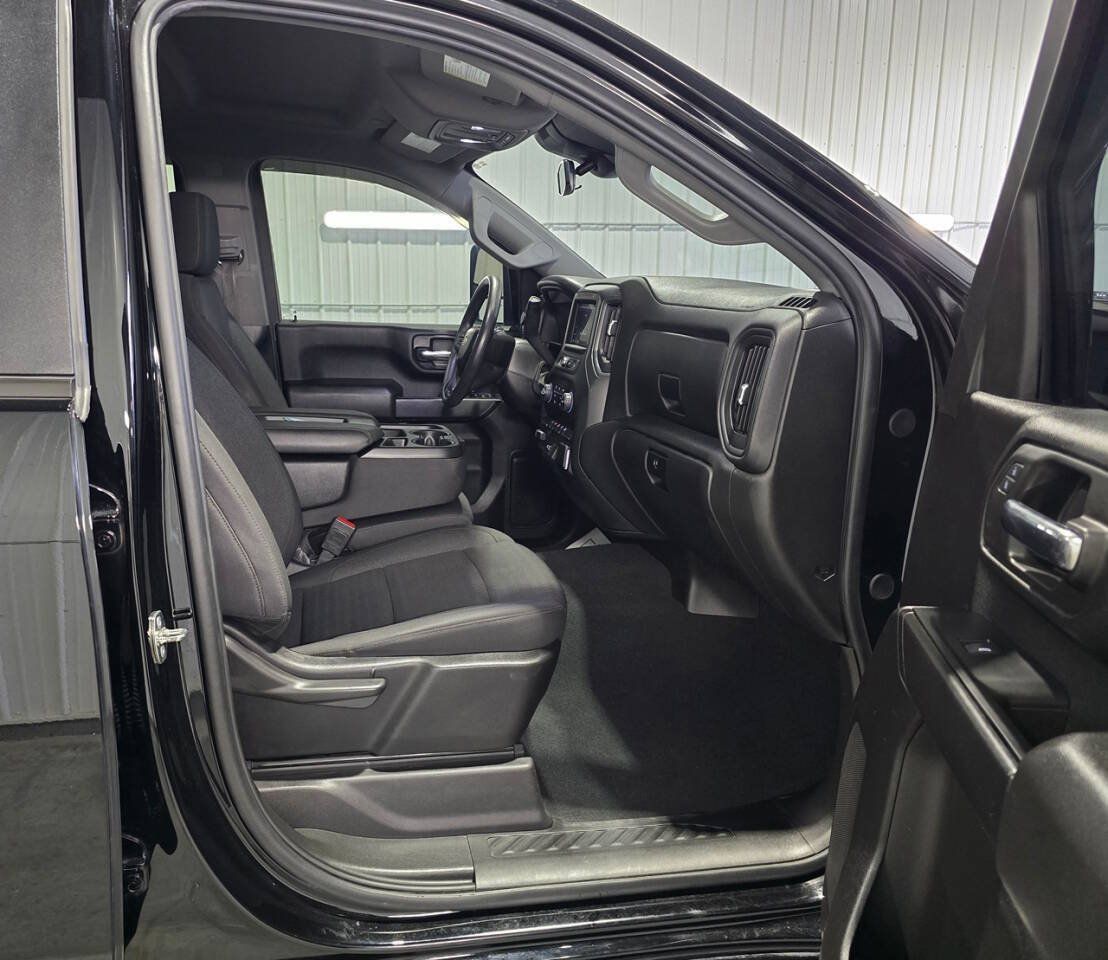 Used 2024 Chevrolet Silverado 2500 Custom w/ Custom Convenience Package AWD/4WD image 8
