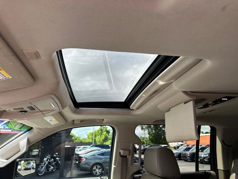 Used 2016 Chevrolet Suburban LTZ AWD/4WD image 18