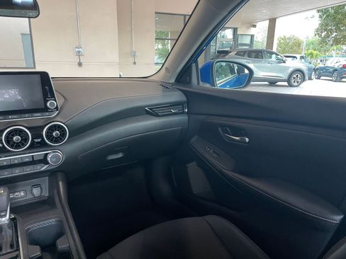 Used 2025 Nissan Sentra SV image 30