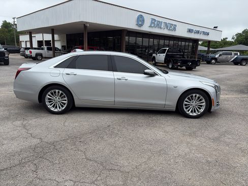 Used 2017 Cadillac CT6 2.0T RWD image 4
