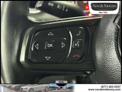 Used 2022 Jeep Wrangler Unlimited Sport AWD/4WD image 16