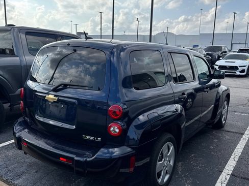 Used 2009 Chevrolet HHR LS FWD image 3