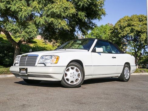 Used 1995 Mercedes-Benz E 320 Convertible image 5