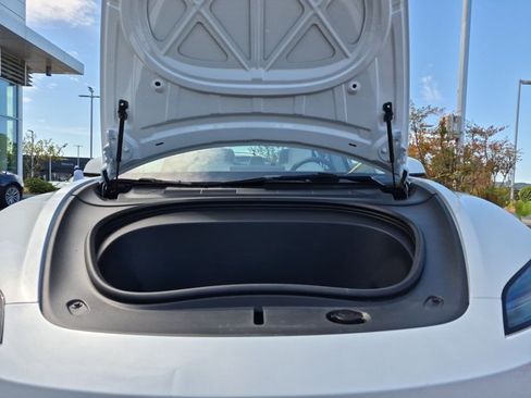 Used 2025 Tesla Model 3 Long Range RWD image 23