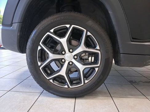 Used 2024 Jeep Compass Limited AWD/4WD image 43