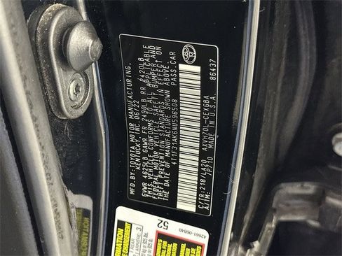 Used 2022 Toyota Camry XLE image 35