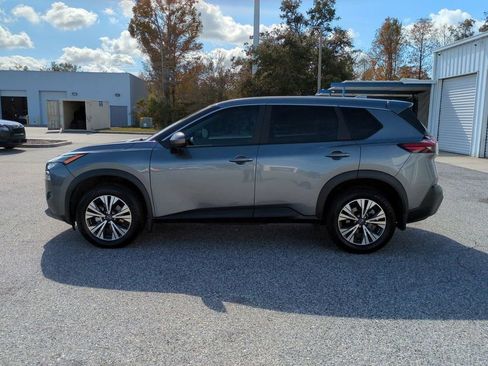 Certified 2023 Nissan Rogue SV image 8