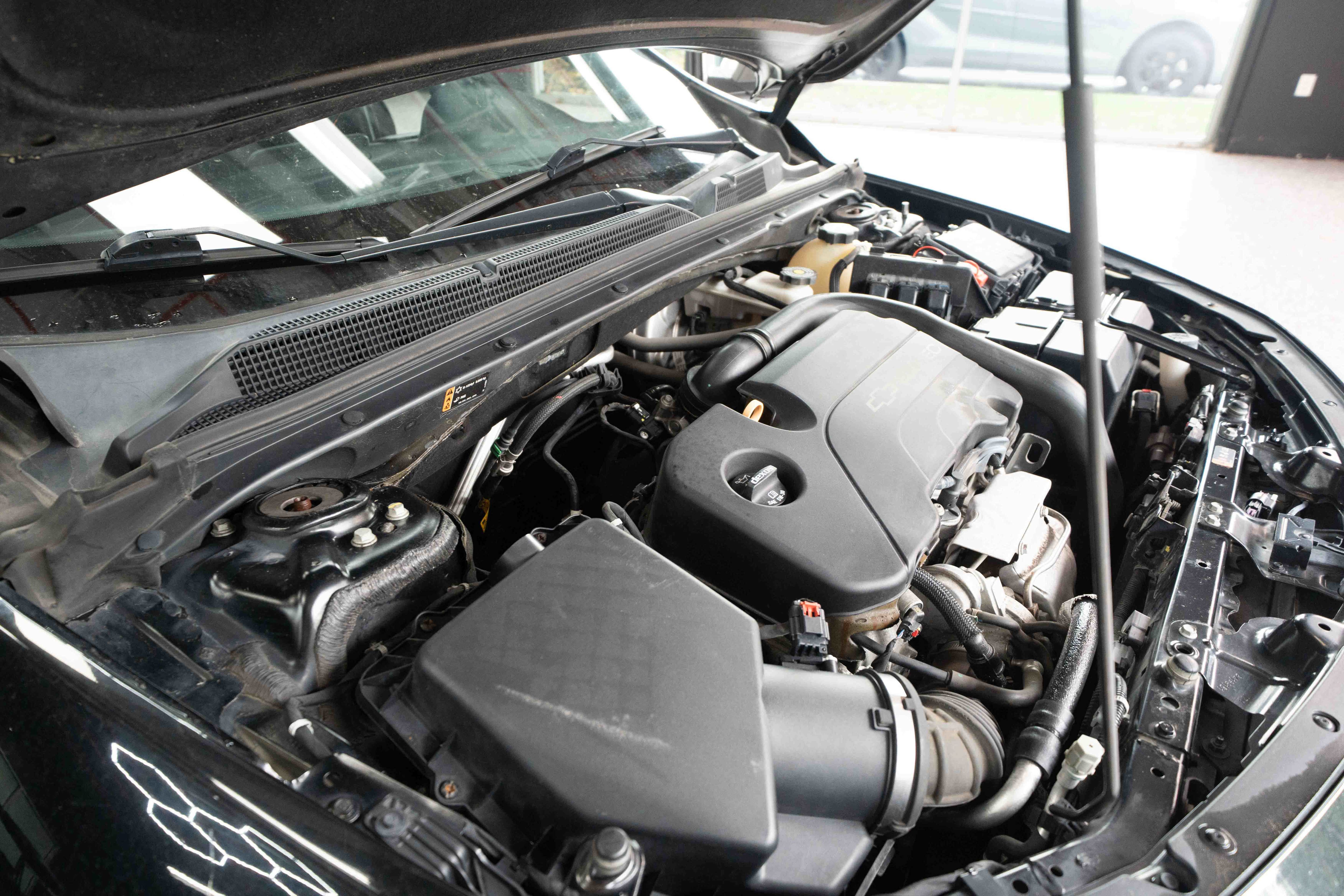 Used 2017 Chevrolet Malibu LS FWD image 31