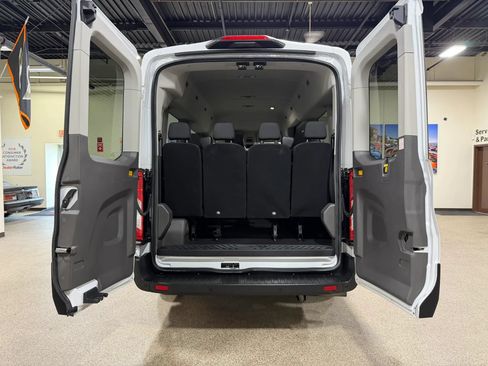 Used 2023 Ford Transit 350 XLT RWD image 22