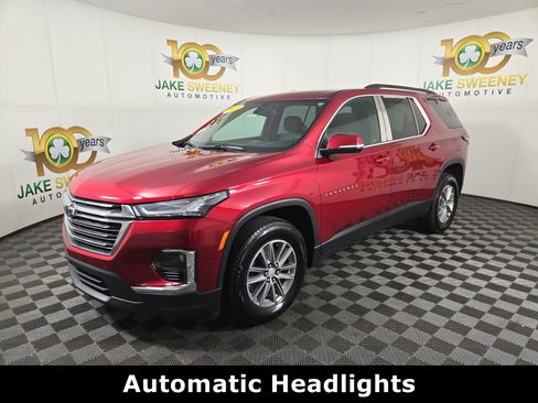Certified 2023 Chevrolet Traverse LT FWD image 3
