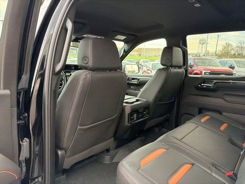 Used 2025 GMC Sierra 1500 AT4 AWD/4WD image 15