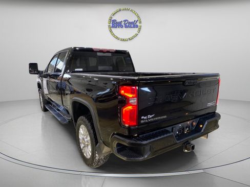 Used 2021 Chevrolet Silverado 2500 High Country w/ Z71 Off-Road Package image 4