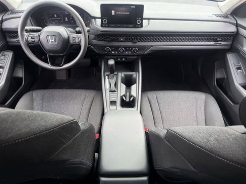Used 2025 Honda Accord LX image 10