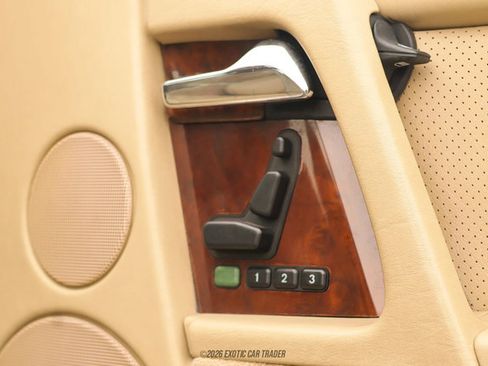 Used 1990 Mercedes-Benz 300 SL image 38