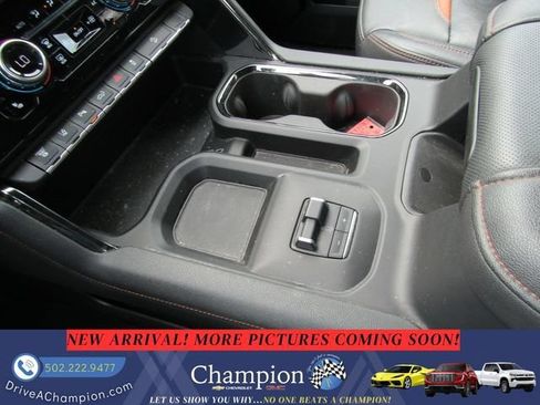 Used 2024 GMC Sierra 2500 AT4 w/ AT4 Premium Plus Package AWD/4WD image 24