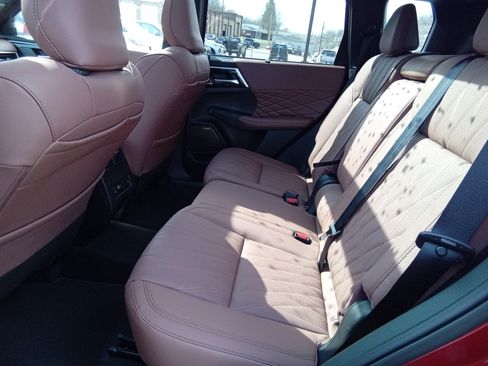 Used 2026 Mitsubishi Outlander SEL AWD/4WD image 24