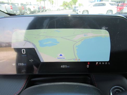 Certified 2025 Chevrolet Equinox RS FWD image 23