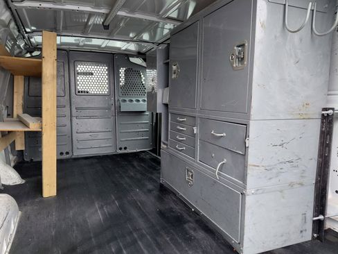 Used 2013 Ford E-250 and Econoline 250 w/ PWR Group image 14