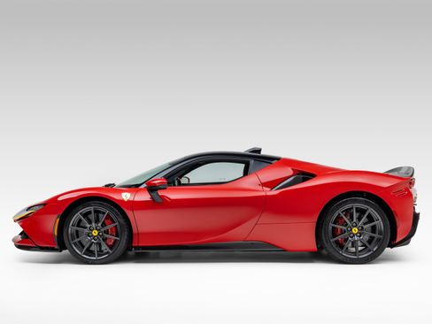 Certified 2021 Ferrari SF90 Stradale AWD/4WD image 6