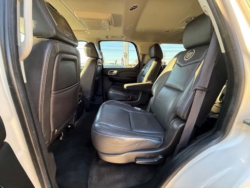 Used 2013 Cadillac Escalade Platinum image 6